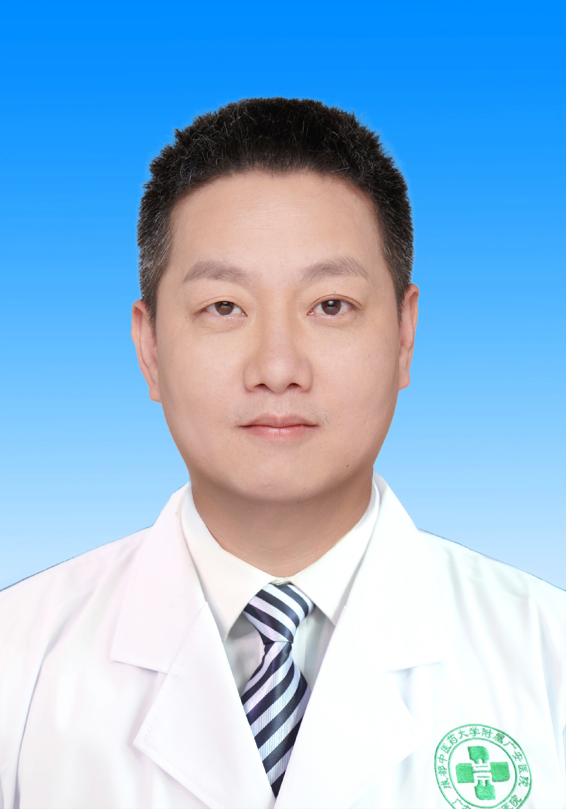 殷拥军 渐变色.jpg